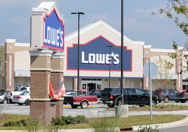 Retail marketing agency Lowe's